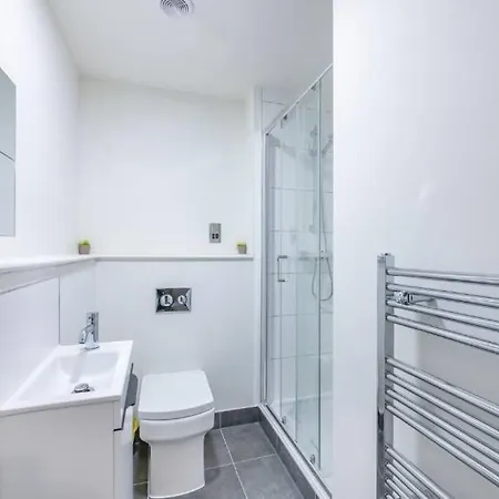 Navy Diamond In Bradford!