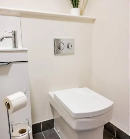 アパート Navy Diamond In Bradford! *