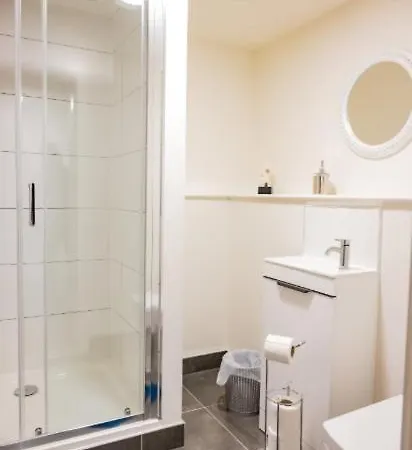 Navy Diamond In Bradford! ブラッドフォード