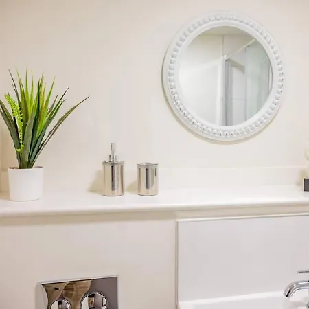 Navy Diamond In Bradford! * ブラッドフォード