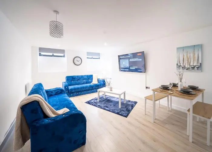 Apartment Navy Diamond In Bradford! Bradford (West Yorkshire)