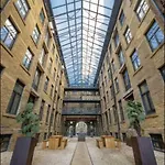 Navy Diamond In Bradford! Appartement